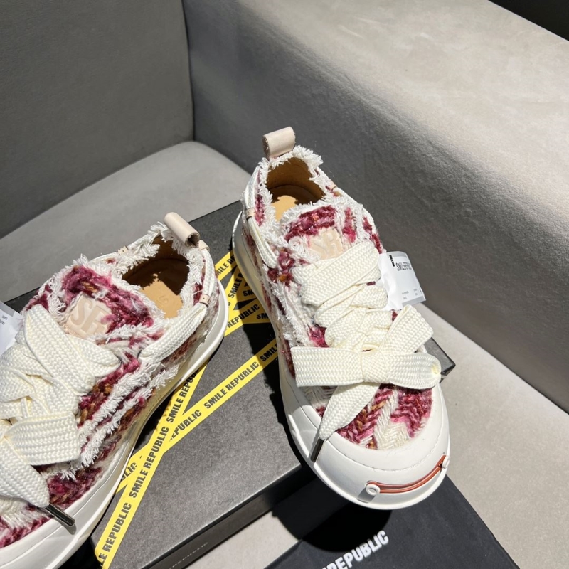 Smilerepublic Canvas Shoes